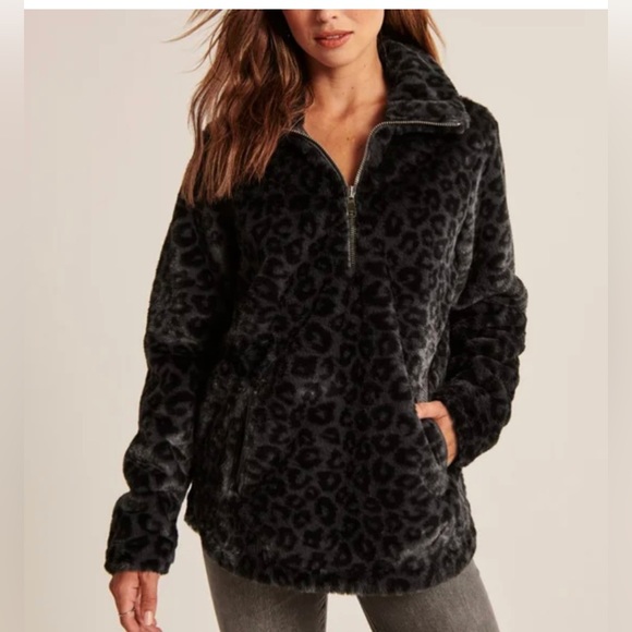 Abercrombie & Fitch Leopard Faux Fur Half Zip Jacket Pullover Sweatshirt Size M - Picture 1 of 11